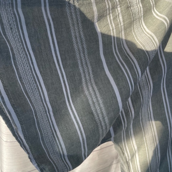 NWT Linen Blend Light Olive White Stripe Baggy Boho Front Tie Top - Picture 6 of 9